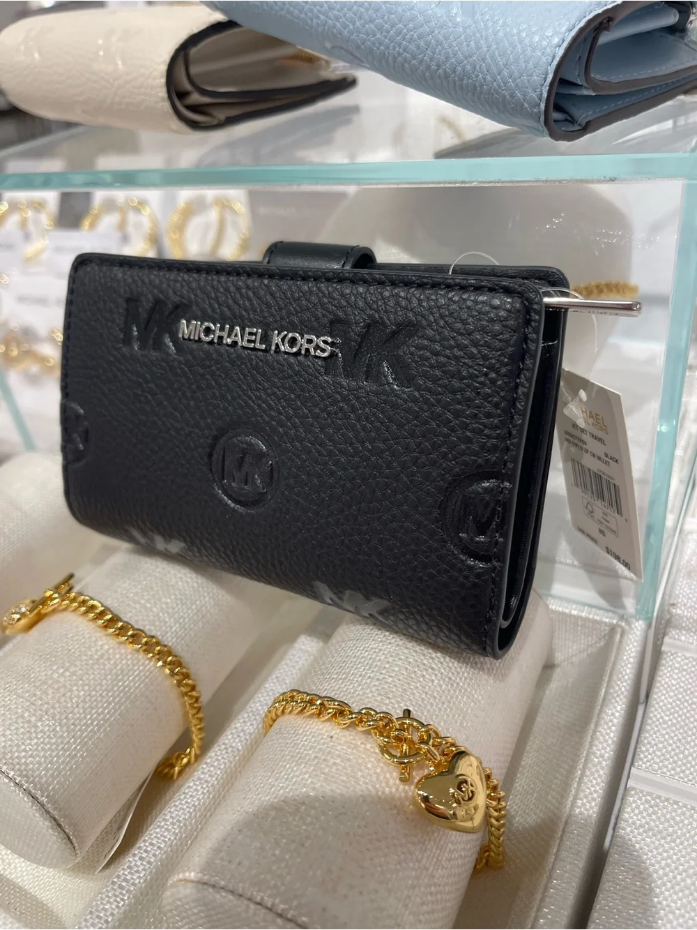 Michael Kors Jet Set Travel Medium Logo Debossed Billfold Wallet Black NWT